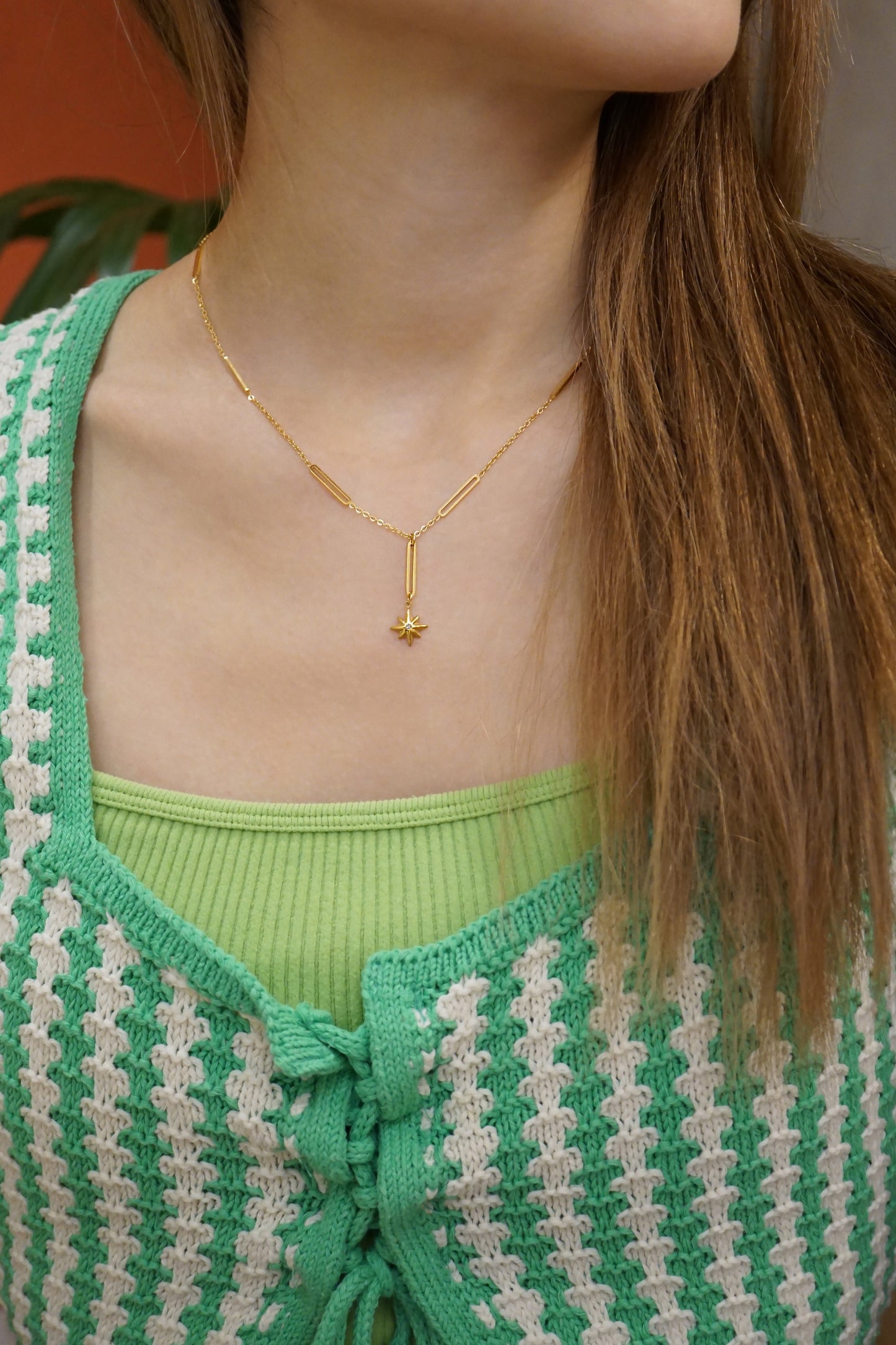 Nora Star Necklace