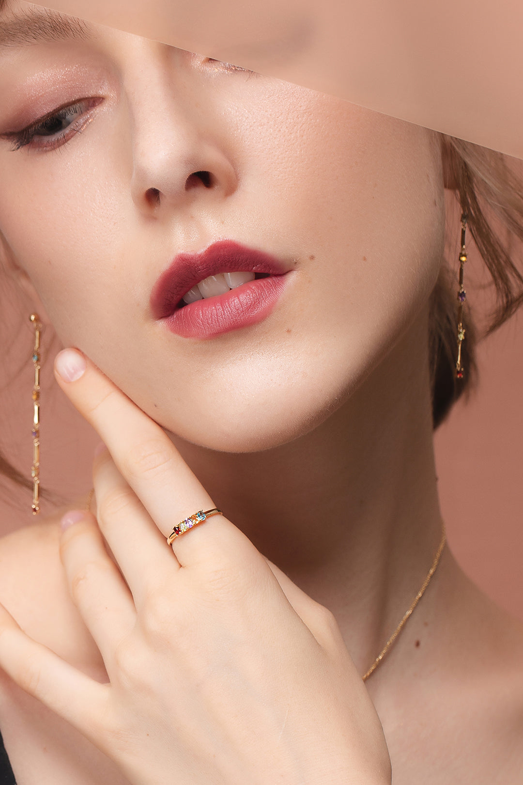 Penta 5-Stone Briana Gold Ring | Tijo Jewellery