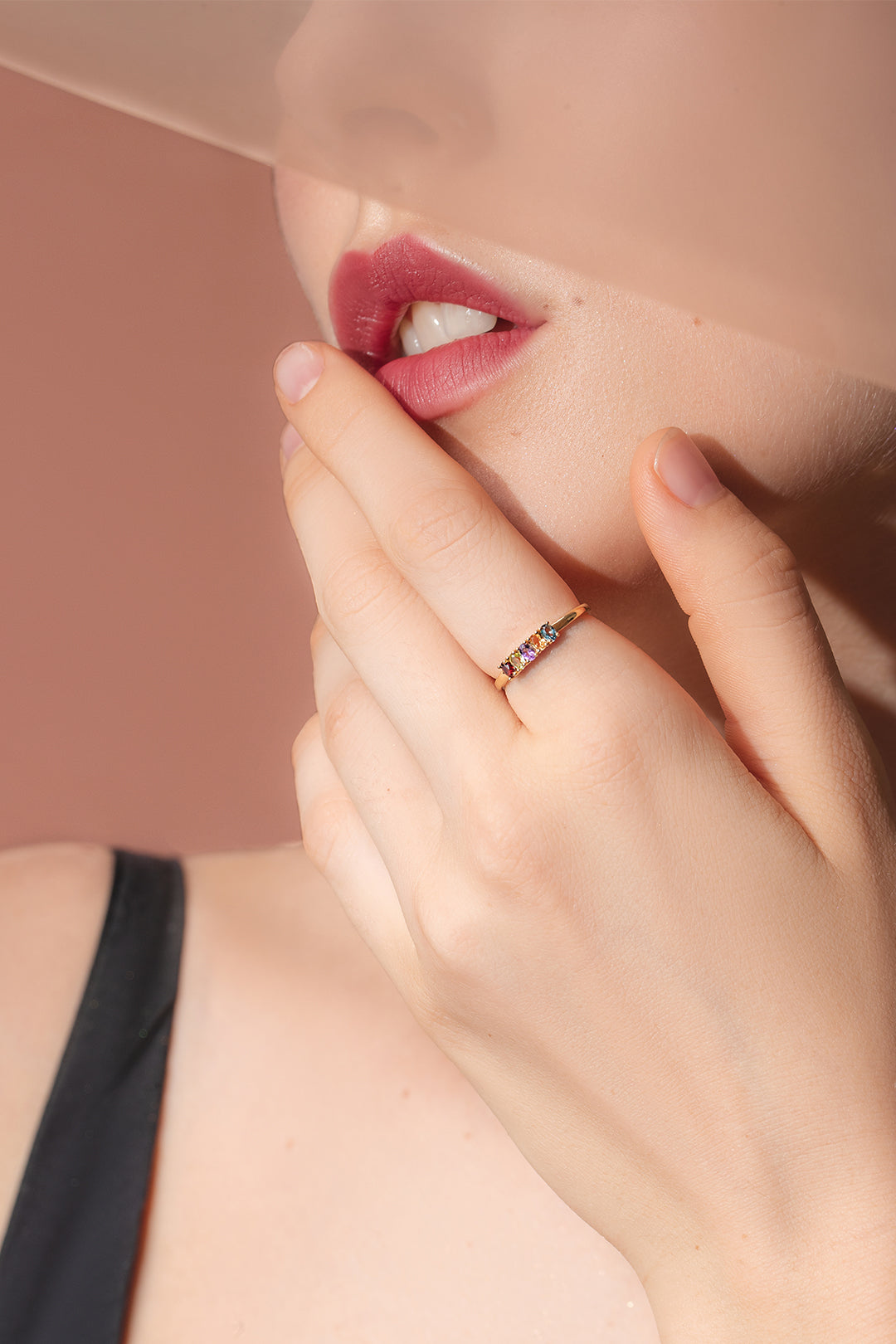 Penta 5-Stone Briana Gold Ring | Tijo Jewellery