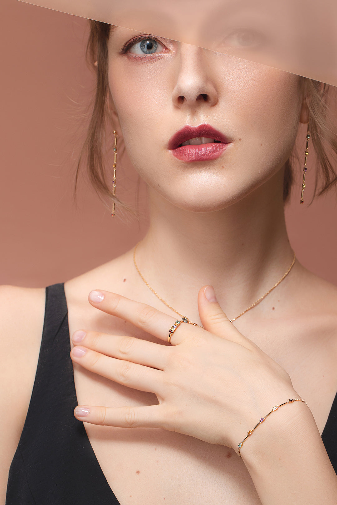 Penta 5-Stone Carla Gold Bracelet | Tijo Jewellery