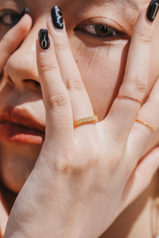 Alex Ribbed Ring